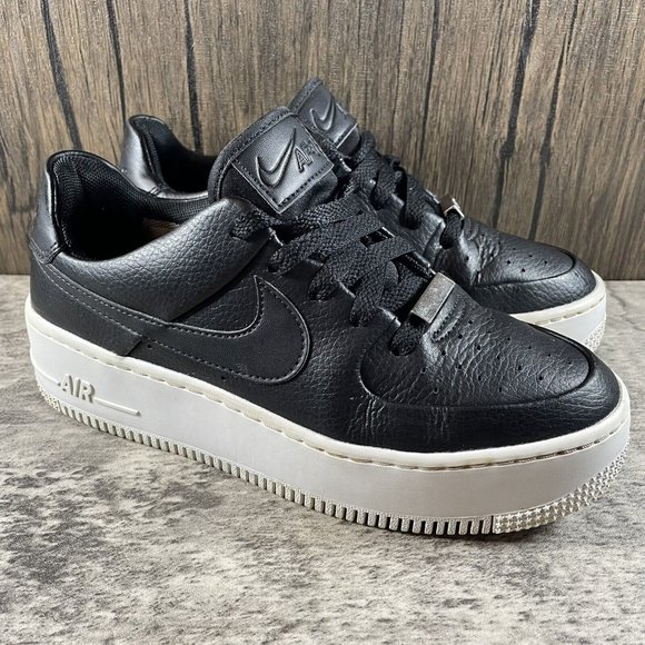 Nike Air Force Sage Low Black Leather with Platform Size